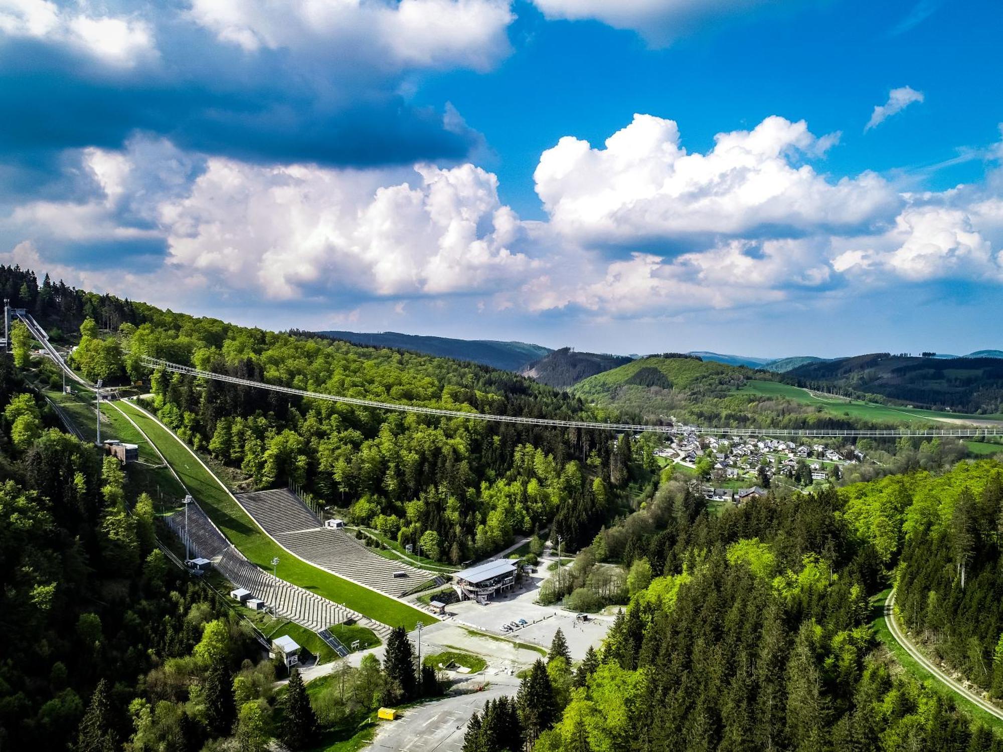 Sauerland Stern Hotel Willingen  Exteriör bild