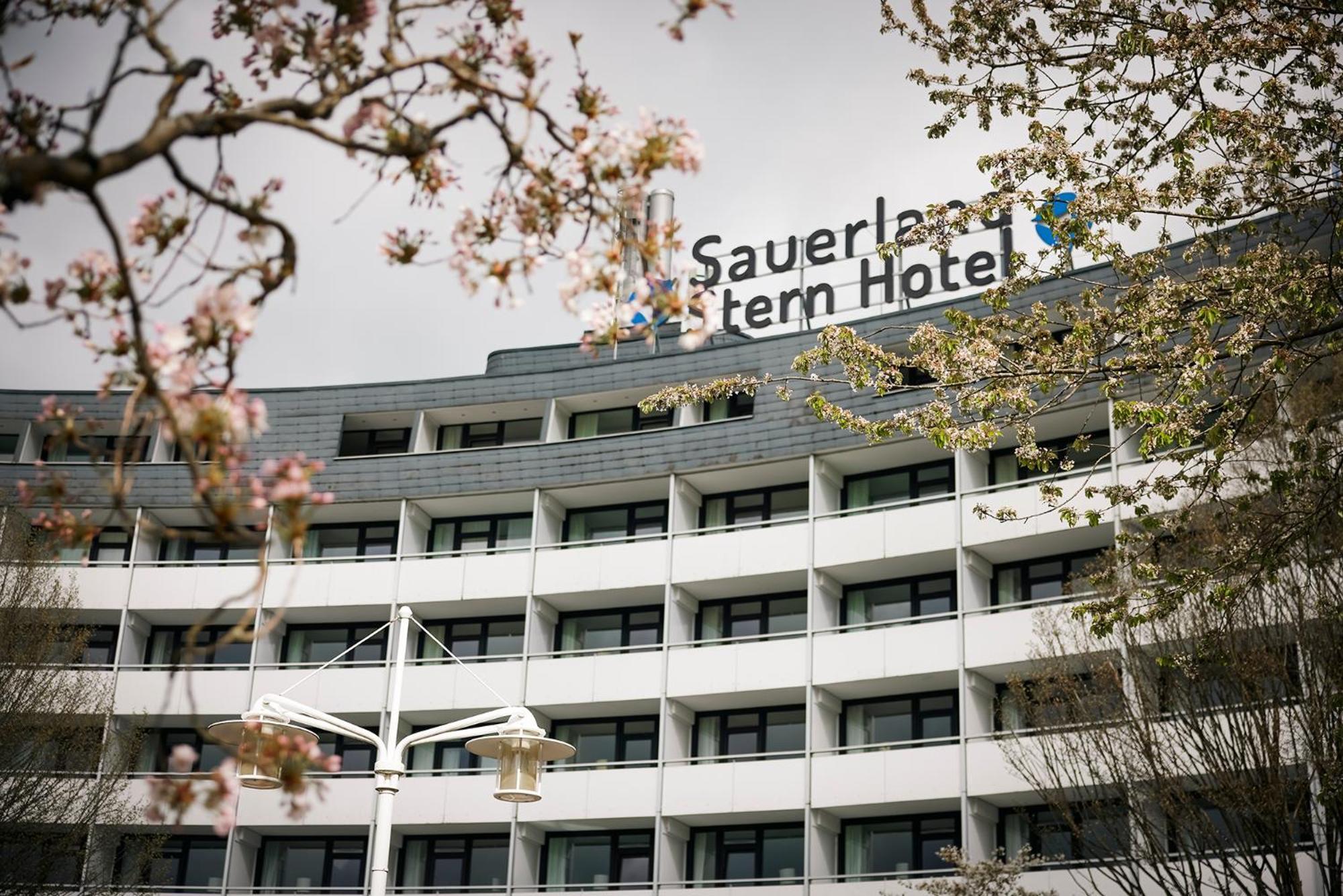 Sauerland Stern Hotel Willingen  Exteriör bild